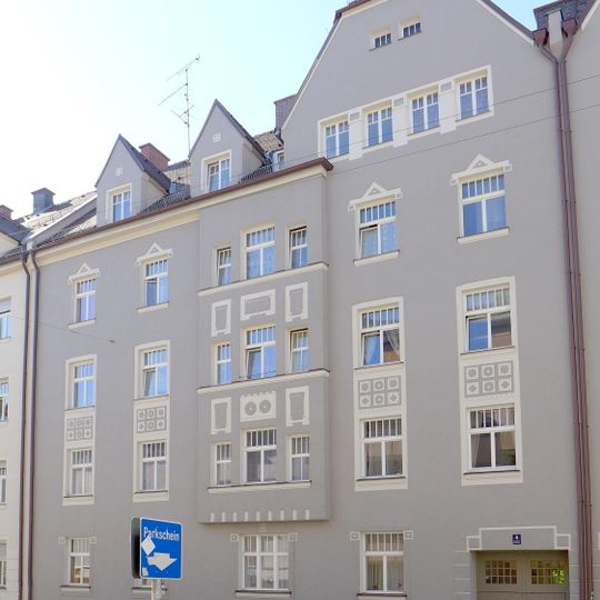 Oberländerstraße 9