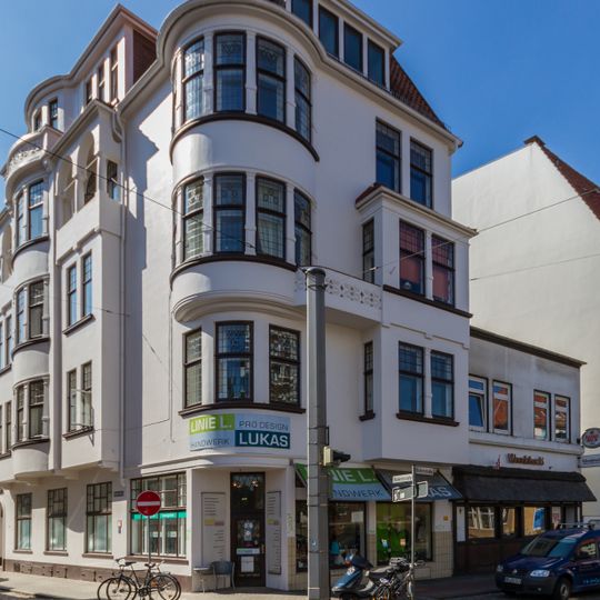 Wohn- und Geschäftshäuser Rückertstraße 1