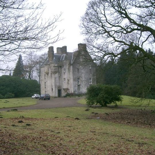 Tullibole Castle