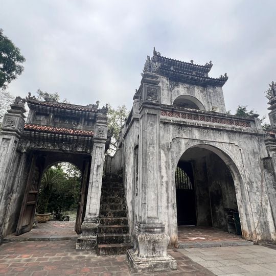 Bà Triệu Temple