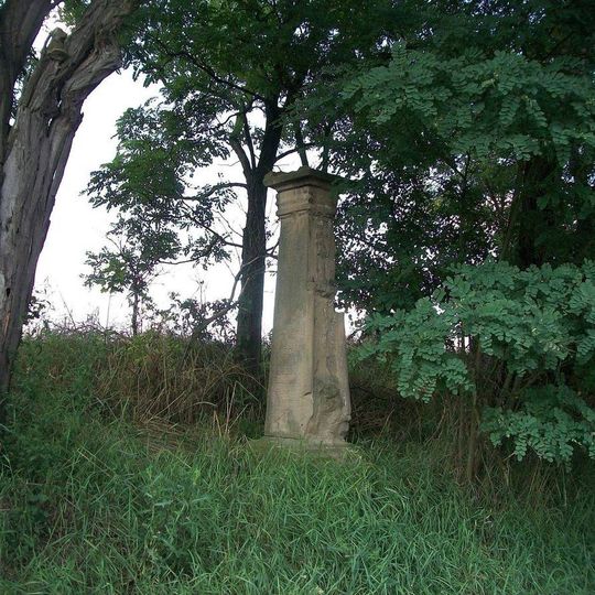 Kříž východně od Mířovic