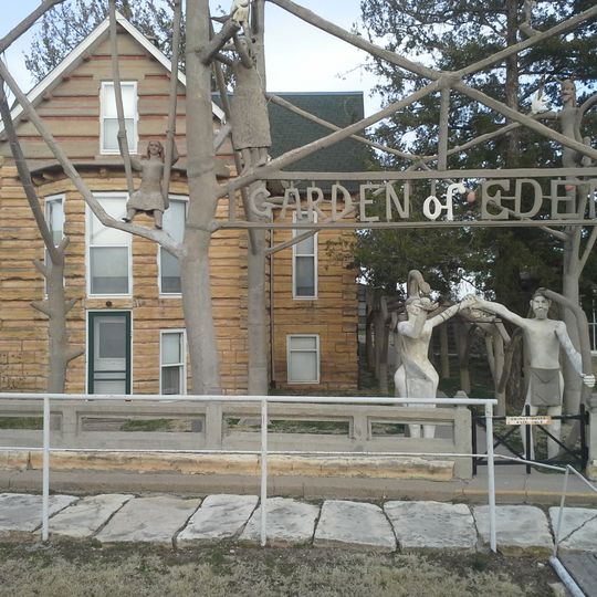 Samuel P. Dinsmoor's Garden of Eden