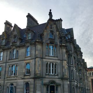 Edinburgh, 30, 31, 32 Castle Terrace