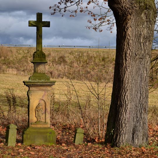 Kříž u silnice na východním okraji Nové Vsi
