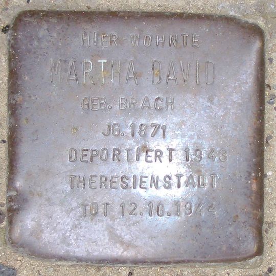 Stolperstein en memoria de Martha David