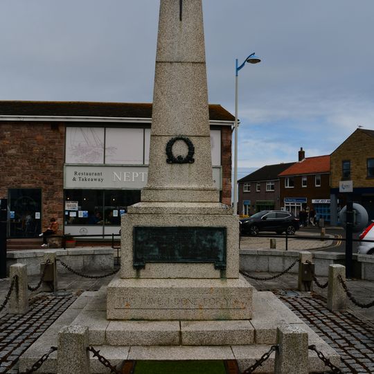 Seahouses War Memorial