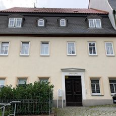 Wohnhaus in geschlossener Bebauung und Hintergebäude (Seitenflügel im Hof) Altmarkt 37