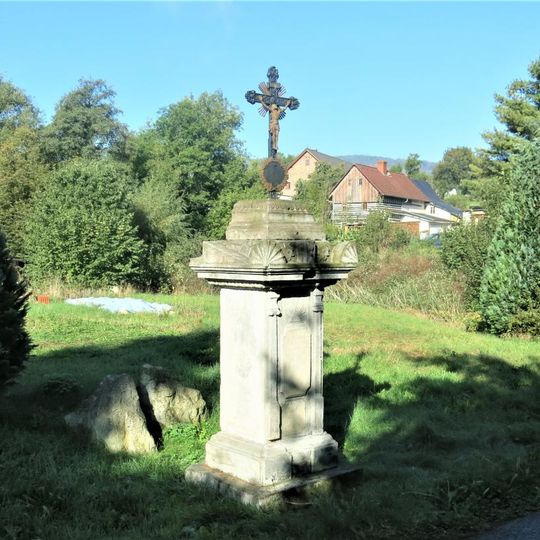 Kříž u domu 112 v Horních Habarticích