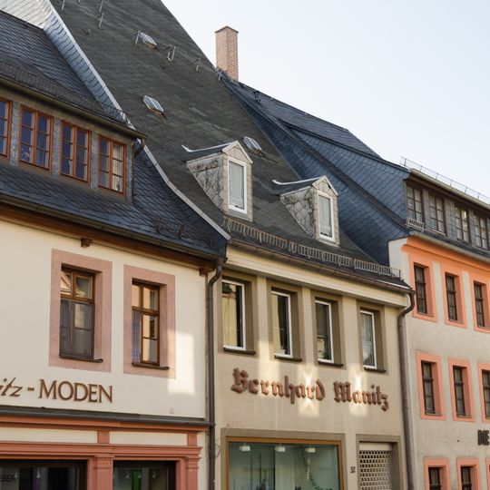 Wohnhaus in geschlossener Bebauung Weberstraße 32