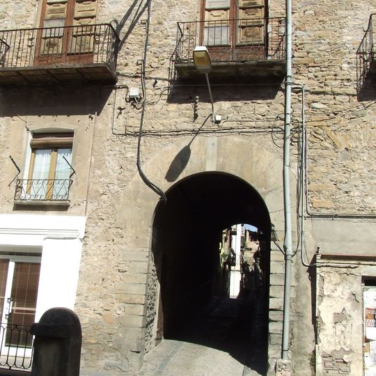 Recinto fortificado medieval de Puebla de Segur