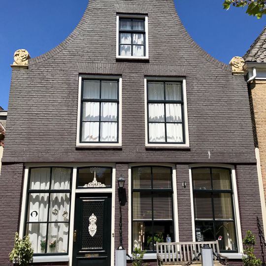Zoutsloot 51, Harlingen