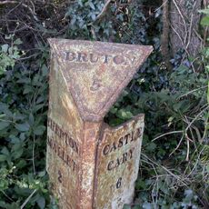 Milepost On Roadside At Ngr St 6297 4085