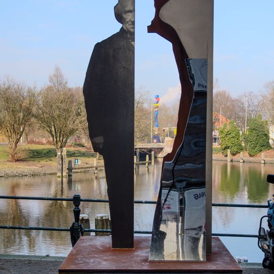 Standbeeld voor Jacob van Lennep