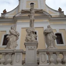 Areál farského kostola, súsošie-socha II.