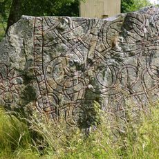 Uppland Runic Inscription 604