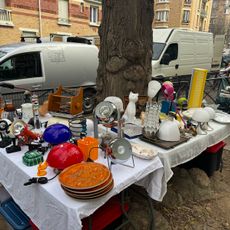 Marché aux puces de la porte de Vanves
