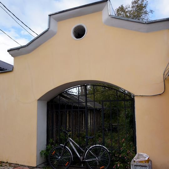 Ограда с воротами