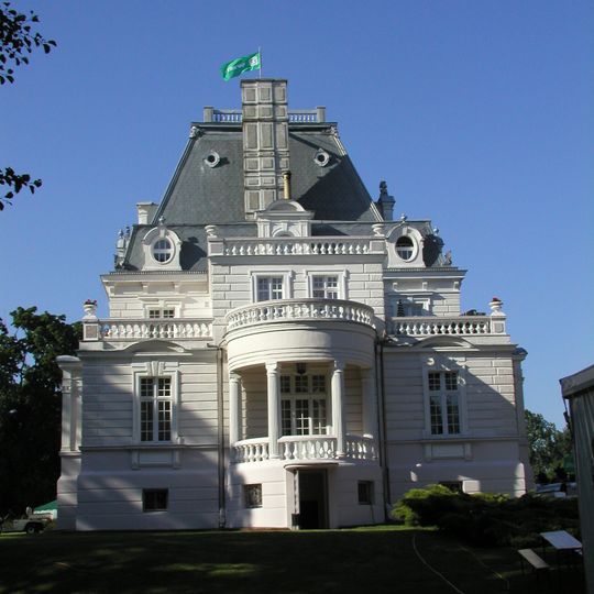 Palace in Zakrzewo