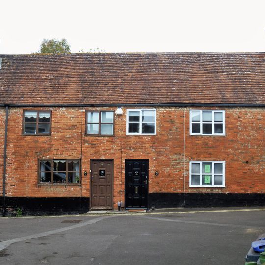 14 And 15, Doggetts Lane