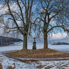 Kříž v Šumperku nad hřbitovem v poli
