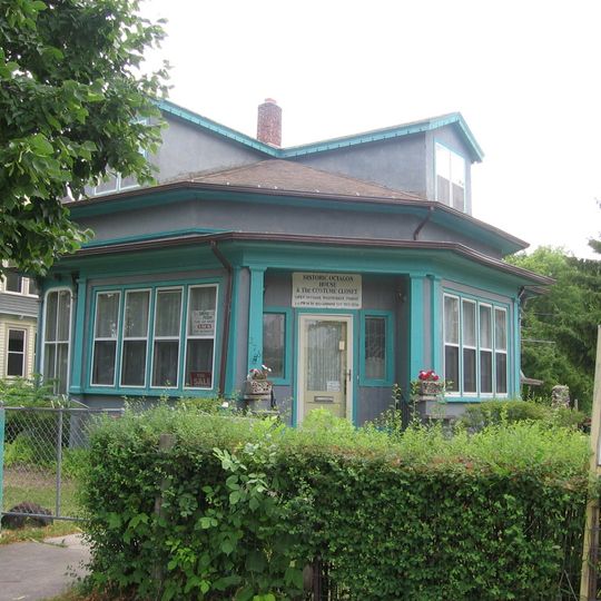 Octagon House