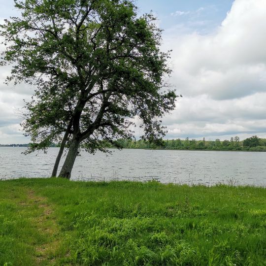 Camping de la Base Sport et Nature de Baye