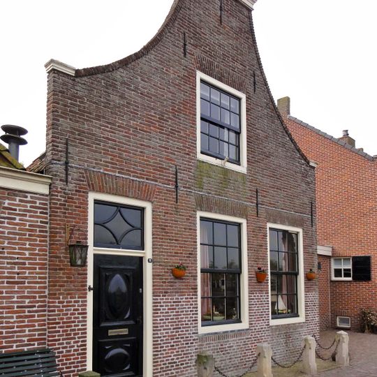 Zuiderkade 11, Blokzijl