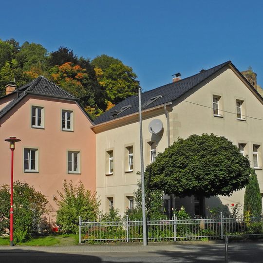 Zwei Wohnhäuser Pienner Straße 18; 18a