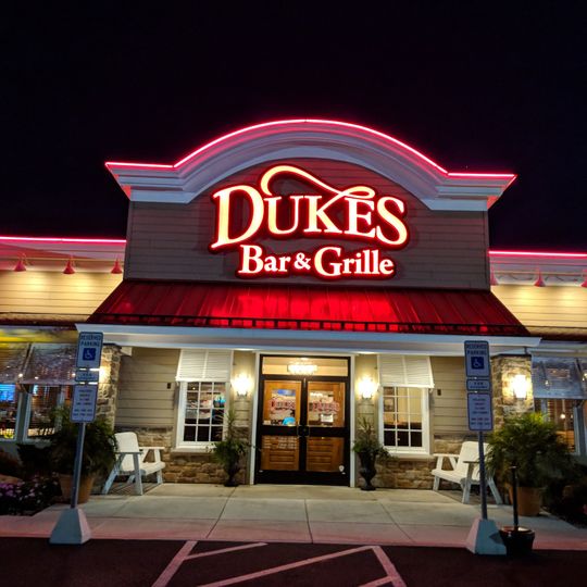 Dukes Bar & Grille