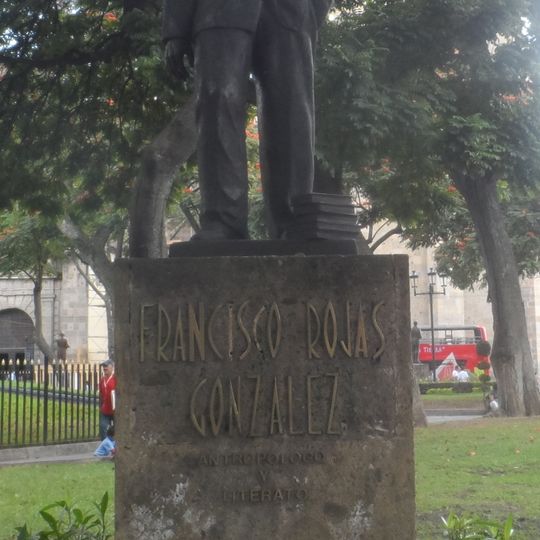 Statue of Francisco Rojas González