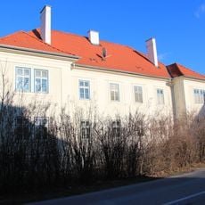 Arbeiter-/Angestelltenwohnhaus