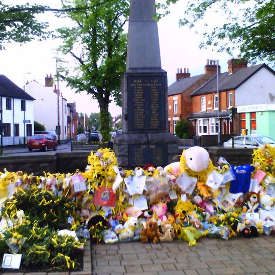 Rothley War Memorial and Walls