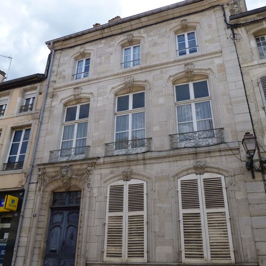 Ensemble immobilier-31 rue Saint-Jean-12 rue de la Comédie