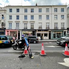 1-4, Lower Grosvenor Place Sw1