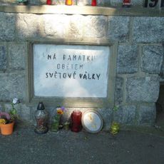 Pomník padlým v Chabařovicích