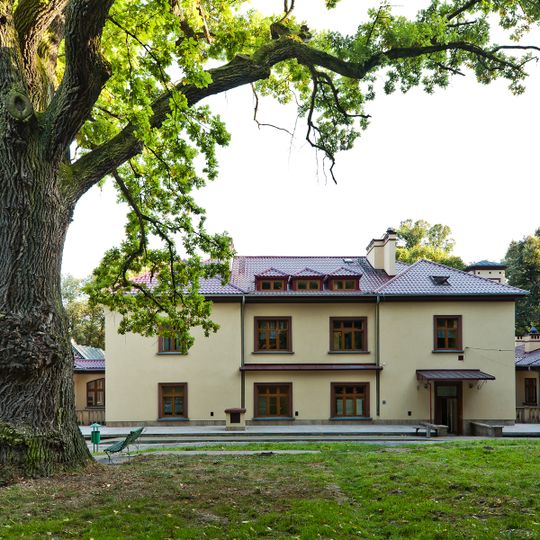 Owczary, Kraków County