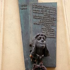 Nájomný dom, tabuľa pamätná