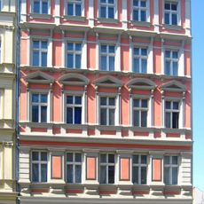 Mietshaus und Hofgebäude