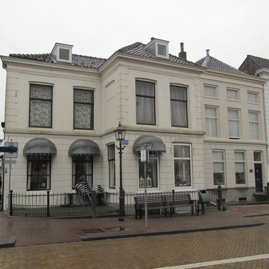 Kaai 1, Middelharnis