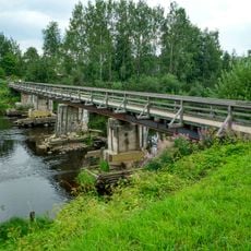 Пешеходный мост через Мегрегу на остров Мариам (Соборный мост) (Олонец)