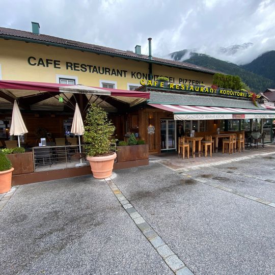 Cafe Heiner