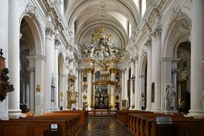 Interior 3