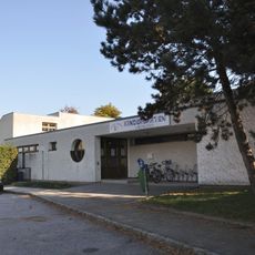 Kindergarten und Pfarrhof