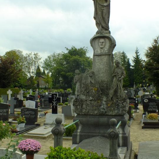 Grafmonument van Anton Bolsius