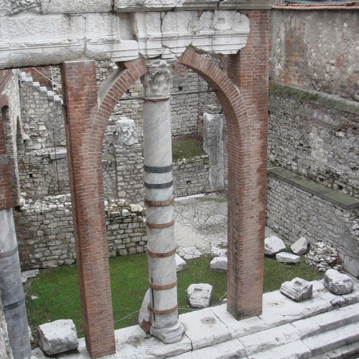 Roman forum