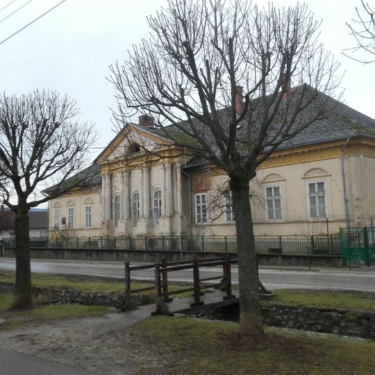 Bónis–Gedeon Mansion