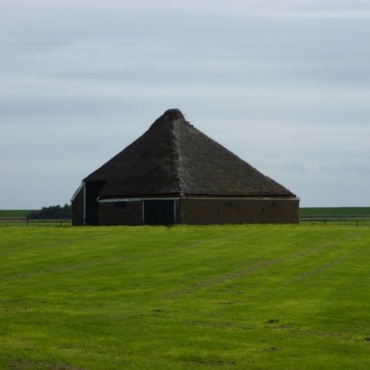 Vrijstaande stolpschuur