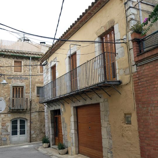 House in carrer Albergueries, 1