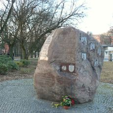 Pomnik stulecia Polskiego Towarzystwa Krajoznawczego w Poznaniu