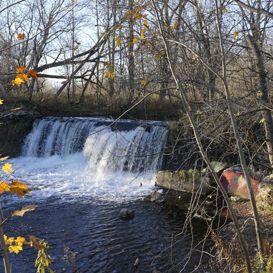 Ivey Residence and Dam